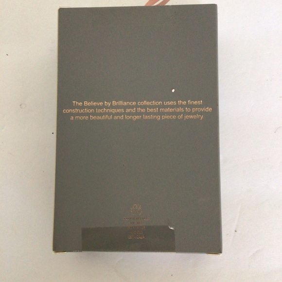 BELIEVE BY BRILLIANCE CRYSTAL HEART NECKLACE NWT - Picture 3 of 10